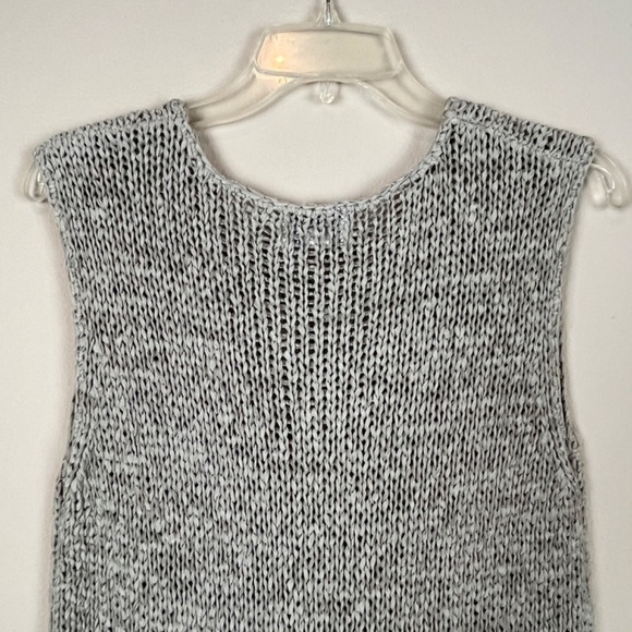 Chico's Vintage Design Sleeveless Tank Top Knit Pullover Beige/Tan - Picture 5 of 6